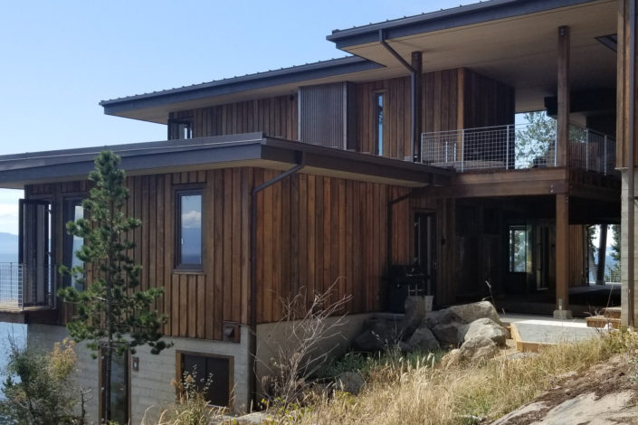 A photograph of the Lighthouse home built by Surfside Construction.